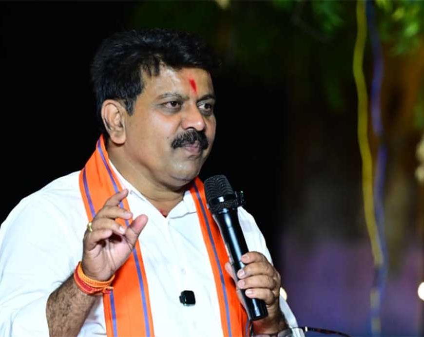 कवर्धा को मिली नई सौगात-उप मुख्यमंत्री  विजय शर्मा ने किया “मित्र मिलन चौपाटी” का भव्य लोकार्पण