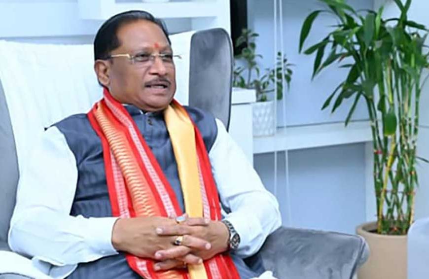 मुख्यमंत्री  विष्णुदेव साय से केंद्रीय कोयला एवं खान राज्य मंत्री  सतीश चंद्र दुबे ने की सौजन्य मुलाकात