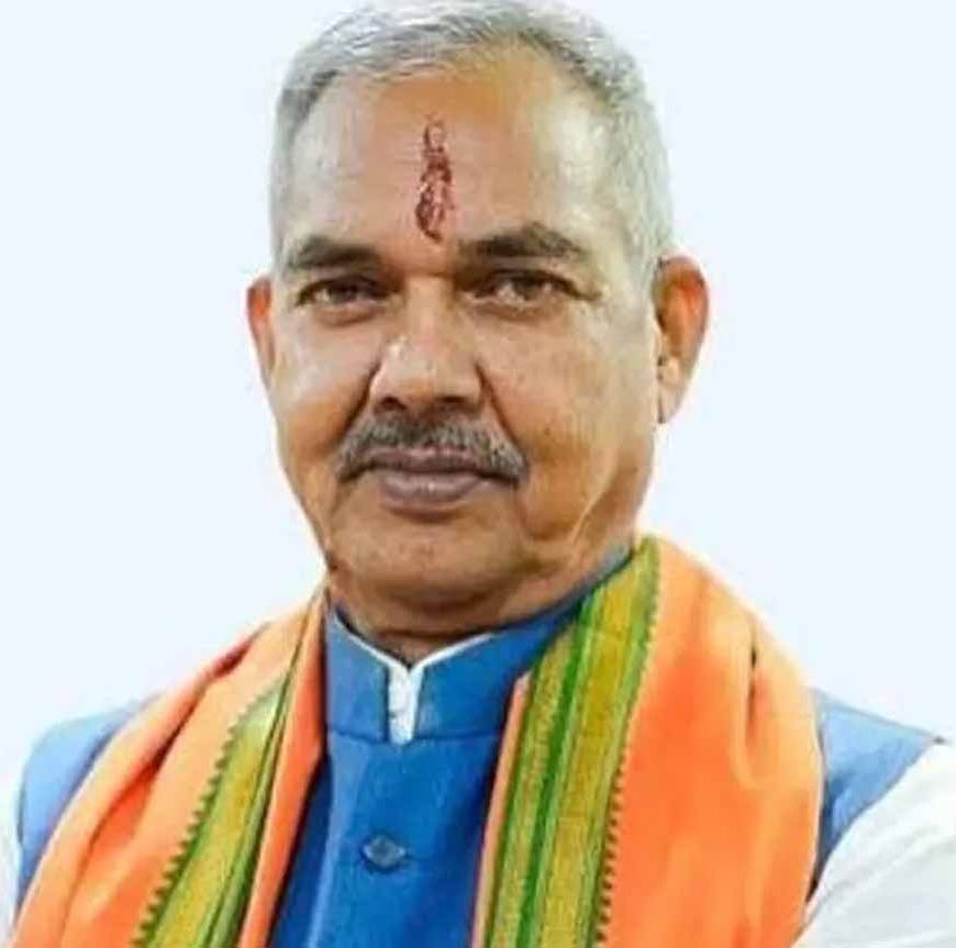 दिवंगत रूपनारायण को CM साय ने दी श्रद्धांजलि, विजय शर्मा और केदार कश्यप भी पहुंचे