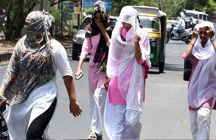 भीषण गर्मी का असर, सनबर्न के मरीज बढ़े; त्वचा में जलन और धब्बों की शिकायतें