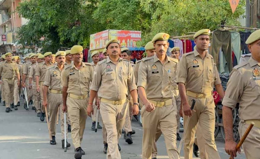 यूपी में बकरीद पर हाई अलर्ट, सड़क पर नमाज और खुले में कुर्बानी पर रोक