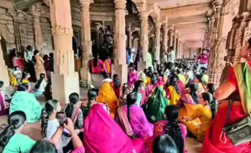 हाई कोर्ट के फैसले के बाद भोजशाला में उमड़ा आस्था का सैलाब, 11 दिन में पहुंचे 2 लाख श्रद्धालु