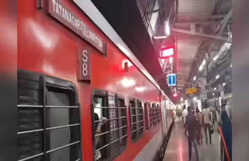 नई दिल्ली–हावड़ा के बीच दो जोड़ी स्पेशल ट्रेनें, पटना रूट से यात्रियों को राहत