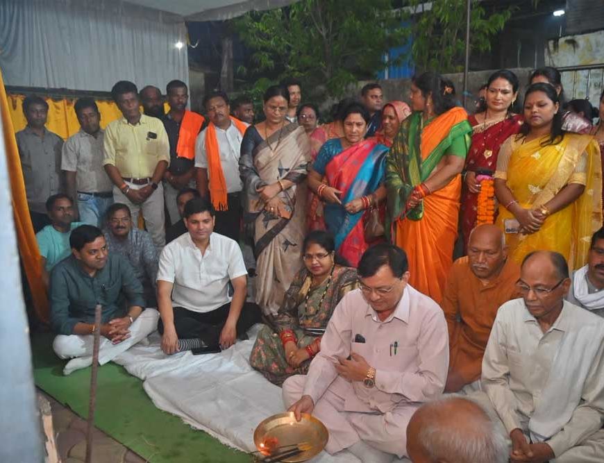 विभिन्न वार्डो में 01 करोड़ 80 लाख रू. के विकास कार्यो का हुआ भूमिपूजन एवं लोकार्पण