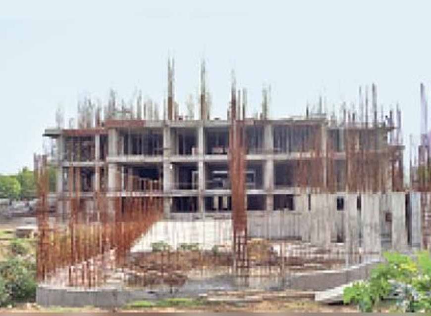 करनाल में 34 करोड़ की बिल्डिंग में मिली बड़ी खामियां, CM नायब सैनी का सख्त एक्शन