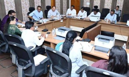 स्वीकृत परियोजनाओं पर तेजी लाने के निर्देश, 30 जून तक निविदा और 31 जुलाई तक कार्यादेश जारी करें