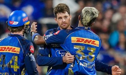 मिचेल सेंटनर का बड़ा दावा: IPL 2026 में चोट के बाद मुंबई इंडियंस ने आधी फीस दी