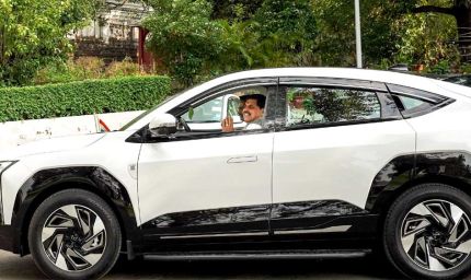 इलेक्ट्रिक कार में सफर करेंगे CM मोहन यादव, गाड़ी नंबर में छिपा खास संदेश बना चर्चा का विषय