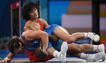विनेश फोगाट मामले में सुप्रीम कोर्ट की दोटूक, एशियन गेम्स ट्रायल्स विवाद पर WFI को झटका