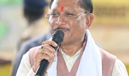 चौपाल में मुख्यमंत्री ने सुनी जनता की बात, विकास कार्यों की दी सौगात