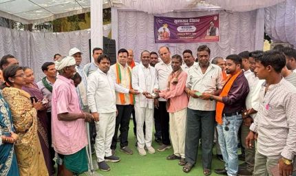 पाली के ग्राम पंचायत मुड़ापार में जनसमस्या निवारण शिविर का हुआ आयोजन 238 आवेदनों का हुआ त्वरित निराकरण