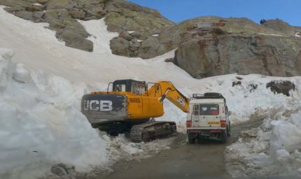 साच पास पर सख्ती: दोपहर 12 बजे के बाद एंट्री बंद, पर्यटकों की सुरक्षा के लिए बड़ा फैसला