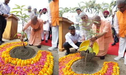 सीएम योगी ने अपने आवास पर लगाया एक पेड़ मां के नाम