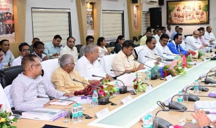सीएम साय का आज बड़ा समीक्षा दौरा, 5 जिलों के अफसरों से योजनाओं और विकास कार्यों का लेंगे हिसाब