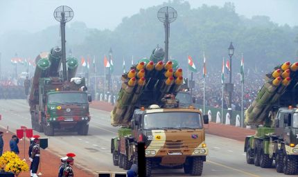 भारत ने बढ़ाई परमाणु ताकत! 190 तक पहुंचा न्यूक्लियर हथियारों का जखीरा, पाकिस्तान को लेकर भी बड़ा खुलासा