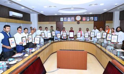 सीएम हेल्पलाइन 1076 का शुभारंभ : अब एक कॉल पर सुनी जाएगी जनता की हर समस्या