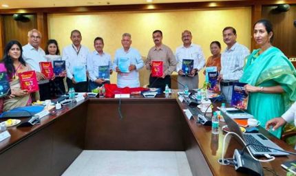 विद्यार्थियों को वैश्विक अवसरों के अनुरूप तैयार करने की दिशा में कार्य करें : मंत्री  परमार