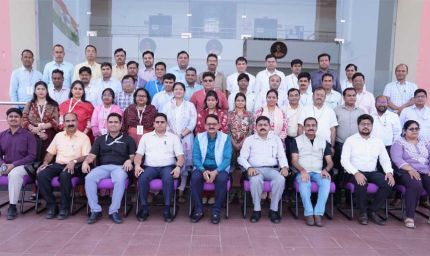 शिक्षु अधिकारियों ने यूपीएसआईएफएस जाकर समझीं बारीकियां