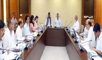 आयुर्वेद और योग को जन-जन तक पहुँचाकर स्वस्थ समाज का निर्माण करें: आयुष मंत्री परमार