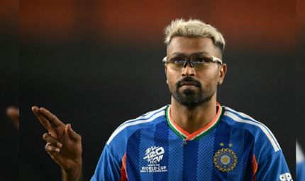 हार्दिक पंड्या सीरीज से बाहर, जांघ की चोट ने बढ़ाई टीम इंडिया की चिंता, अफगानिस्तान के खिलाफ नहीं खेलेंगे
