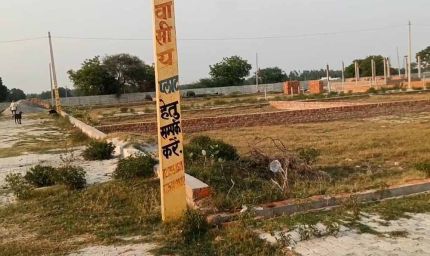 दुर्ग नगर निगम का एक्शन, बिजली खंभों और सार्वजनिक संपत्तियों पर अवैध होर्डिंग्स लगाने वालों को नोटिस