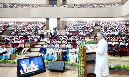 चिकित्सा के क्षेत्र में सेवा-भाव, कर्तव्यनिष्ठा और मानवीय मूल्यों का समावेश अत्यंत आवश्यक : आयुष मंत्री  परमार