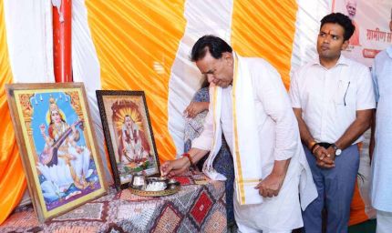 लूणी में ग्रामीण सेवा शिविर का निरीक्षण, जोगाराम पटेल ने योजनाओं के त्वरित लाभ पर दिया जोर