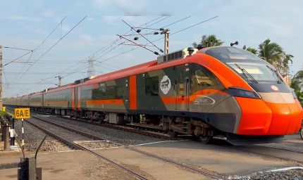 रेलवे की बड़ी तैयारी, 220 KMPH की रफ्तार से दौड़ेंगी सेमी हाई स्पीड ट्रेनें; कोच में होगा ब्लैक बॉक्स