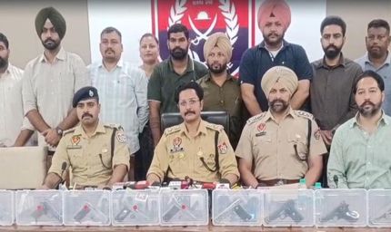 पटियाला पुलिस की बड़ी सफलता, गोल्डी ढिल्लों गैंग के 5 गुर्गे दबोचे, हथियारों का जखीरा बरामद