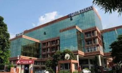 गमाडा की सख्ती: बकाया न चुकाने वाले 20 बिल्डरों की नई मंजूरियों पर रोक, ED जांच वाली कंपनी भी शामिल