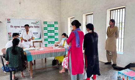 जिंदल फाउंडेशन की पहल: जिला जेल रायगढ़ में विशेषज्ञ चिकित्सकों ने की बंदियों की स्वास्थ्य जांच