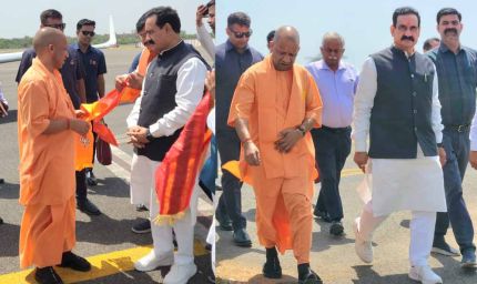 सीएम योगी ने किया मां बगुलामुखी का दर्शन-पूजन, मुख्यमंत्री ने तुवन मंदिर में भी माथा टेका