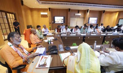 चौरासी कोसी परिक्रमा मार्ग पर श्रद्धालुओं के लिए तैयार हुईं अत्याधुनिक सुविधाएं