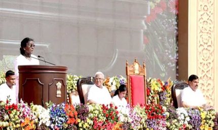विश्‍व को भारत का अमूल्‍य उपहार है योग: राष्‍ट्रपति  मुर्मु