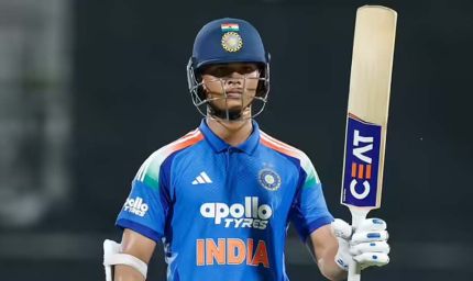 यशस्वी जायसवाल को टीम से बाहर करने पर भड़के शशि थरूर, चयनकर्ताओं पर साधा निशाना