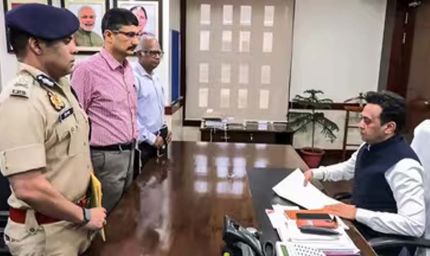 राम मंदिर चढ़ावा मामले में बड़ा खुलासा! SIT की प्रारंभिक रिपोर्ट में कई अधिकारी-कर्मचारी सवालों के घेरे में