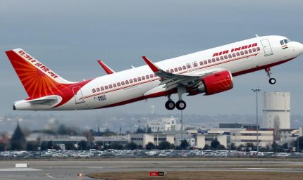 एयर इंडिया का विमान गलती से PAK एयरस्पेस में घुसा, तकनीकी खराबी के बाद पाकिस्तान ने दी चेतावनी