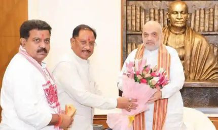 बस्तर में विकास और जनविश्वास का मजबूत हो रहा है आधार: केंद्रीय गृहमंत्री अमित शाह से मिले मुख्यमंत्री विष्णुदेव साय