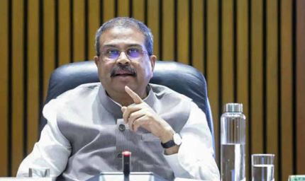 पेपर लीक मामले पर कांग्रेस का केंद्र सरकार पर हमला, केंद्रीय मंत्री धर्मेंद्र प्रधान का किया घेराव