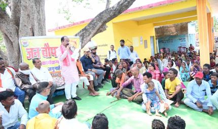 उपमुख्यमंत्री साव ने एटीआर क्षेत्र के गांवों में लगाई जनचौपाल