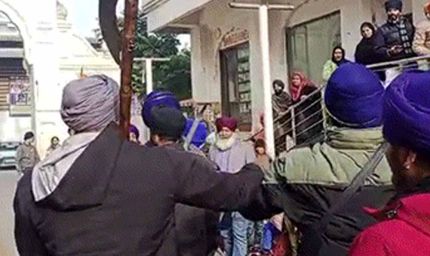 लुधियाना में सिख धर्म पर टिप्पणी के विरोध में निहंग सिंहों का चक्काजाम, यातायात हुआ प्रभावित
