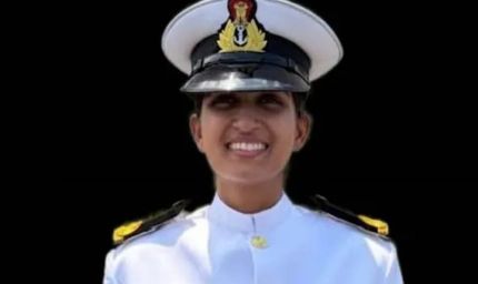 रेवाड़ी की बेटी दीपाली बनीं नौसेना में सब-लेफ्टिनेंट, घर पहुंचने पर हुआ भव्य स्वागत