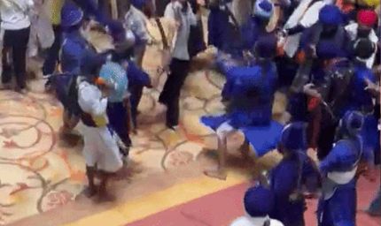 मोहाली गुरुद्वारा विवाद ने पकड़ा तूल, मारपीट के बाद निहंग के आपत्तिजनक फोटो वायरल