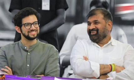 उद्धव ठाकरे को बड़ा झटका, आदित्य ठाकरे के करीबी सचिन अहीर ने भी छोड़ा साथ
