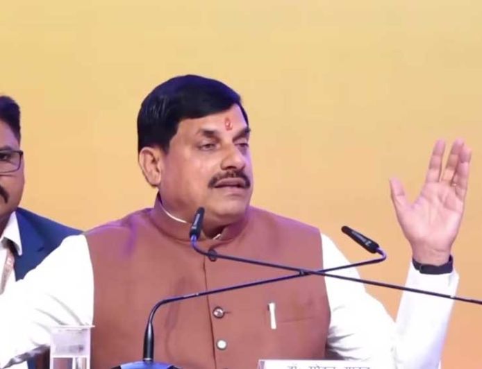 स्वामित्व अधिकार अभिलेख निष्पादन एवं पंजीयन योजना से नागरिकों के भू-खण्ड अधिकार होंगे सुरक्षित : मुख्यमंत्री डॉ. यादव