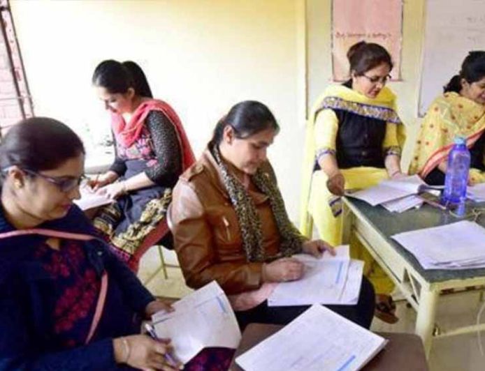 टीजीटी संस्कृत शिक्षकों को हटाने के मामले में हाईकोर्ट सख्त, हरियाणा सरकार से मांगा जवाब