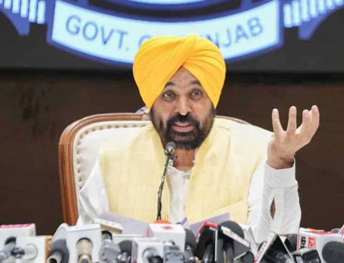 पंजाब में बड़ा प्रशासनिक बदलाव: कॉन्ट्रैक्ट सिस्टम खत्म, कर्मचारियों की होगी सीधे नियुक्ति