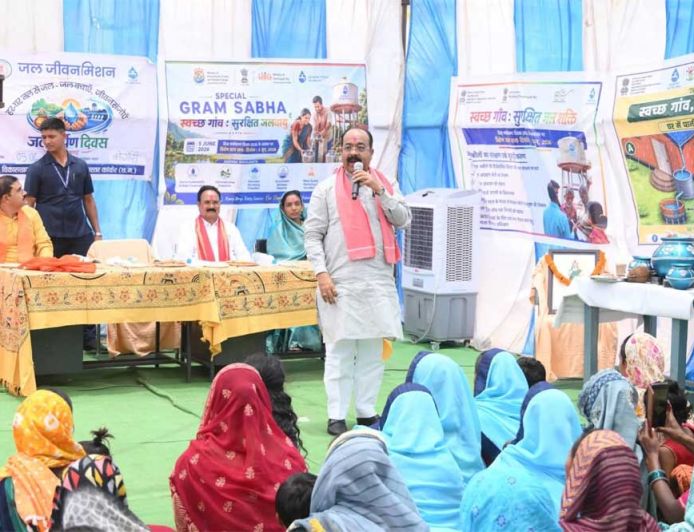 सुशासन तिहार में उप मुख्यमंत्री  अरुण साव निकले फील्ड पर, कार्यों की धीमी प्रगति पर जताई नाराजगी