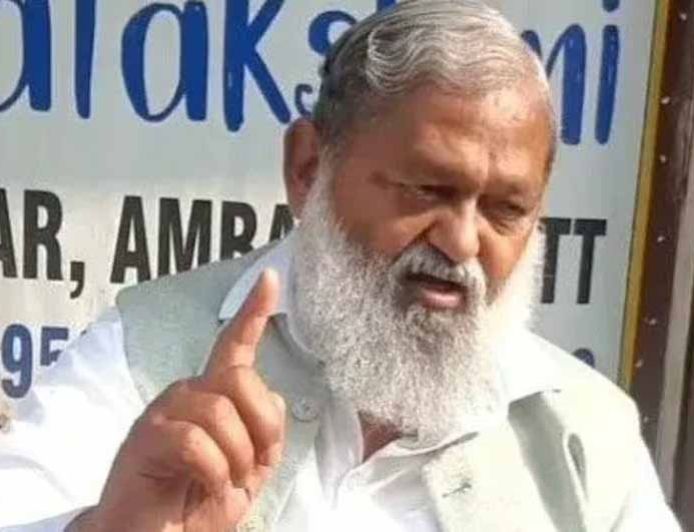 कॉकरोच पार्टी” पर अनिल विज का तंज: नाम बदलने की दी नसीहत, विपक्ष पर भी साधा निशाना