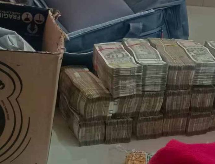 राजस्थान बीज निगम घोटाले में एसीबी की बड़ी कार्रवाई, 2.44 करोड़ नकद बरामद और कई गिरफ्तार